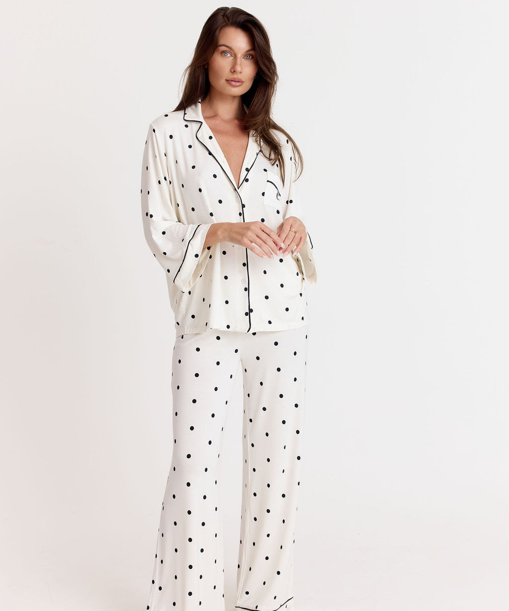Ease 7/8 Long Sleeve Top - Milk with Ink Polkadots